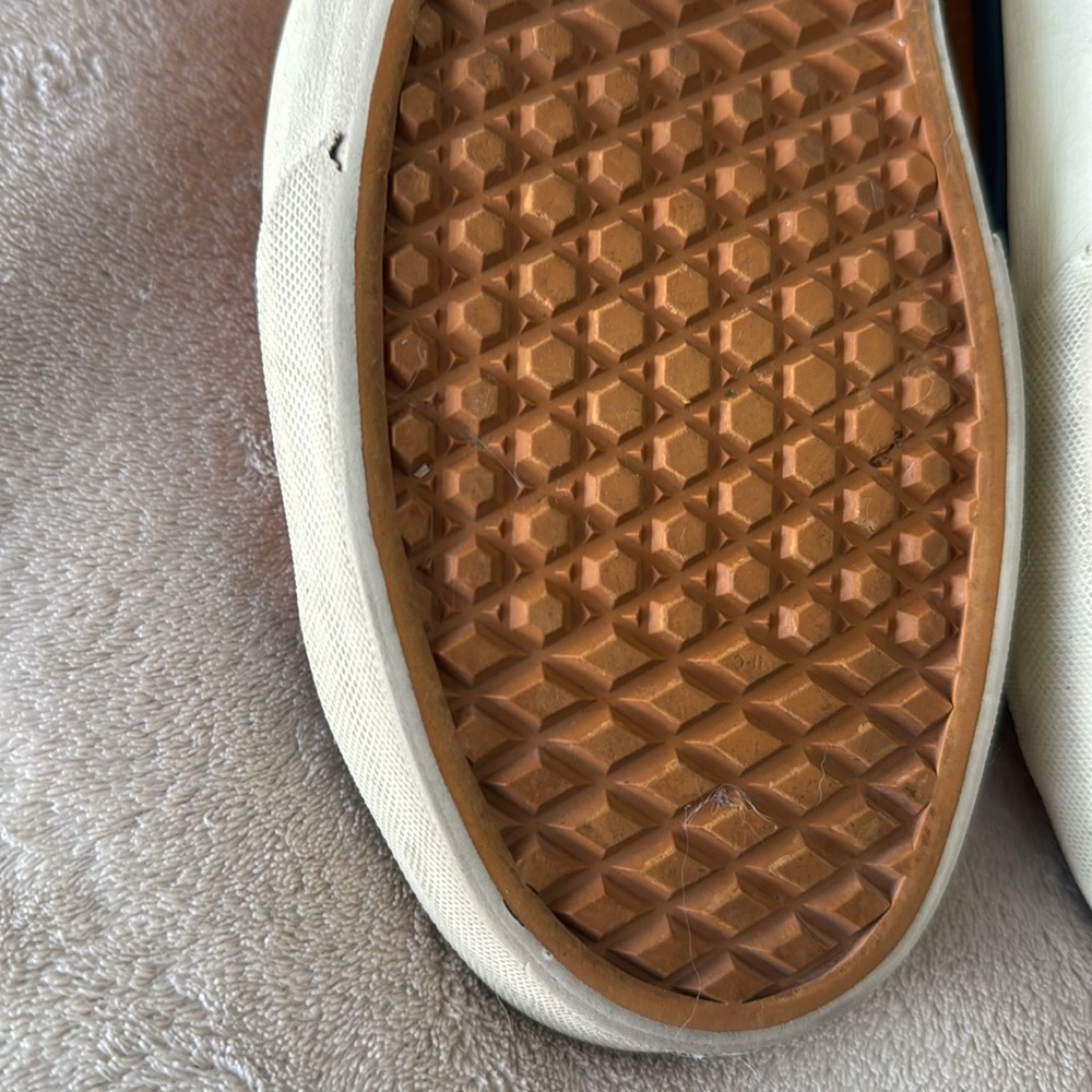 Vans shoes - Picture 8 of 16